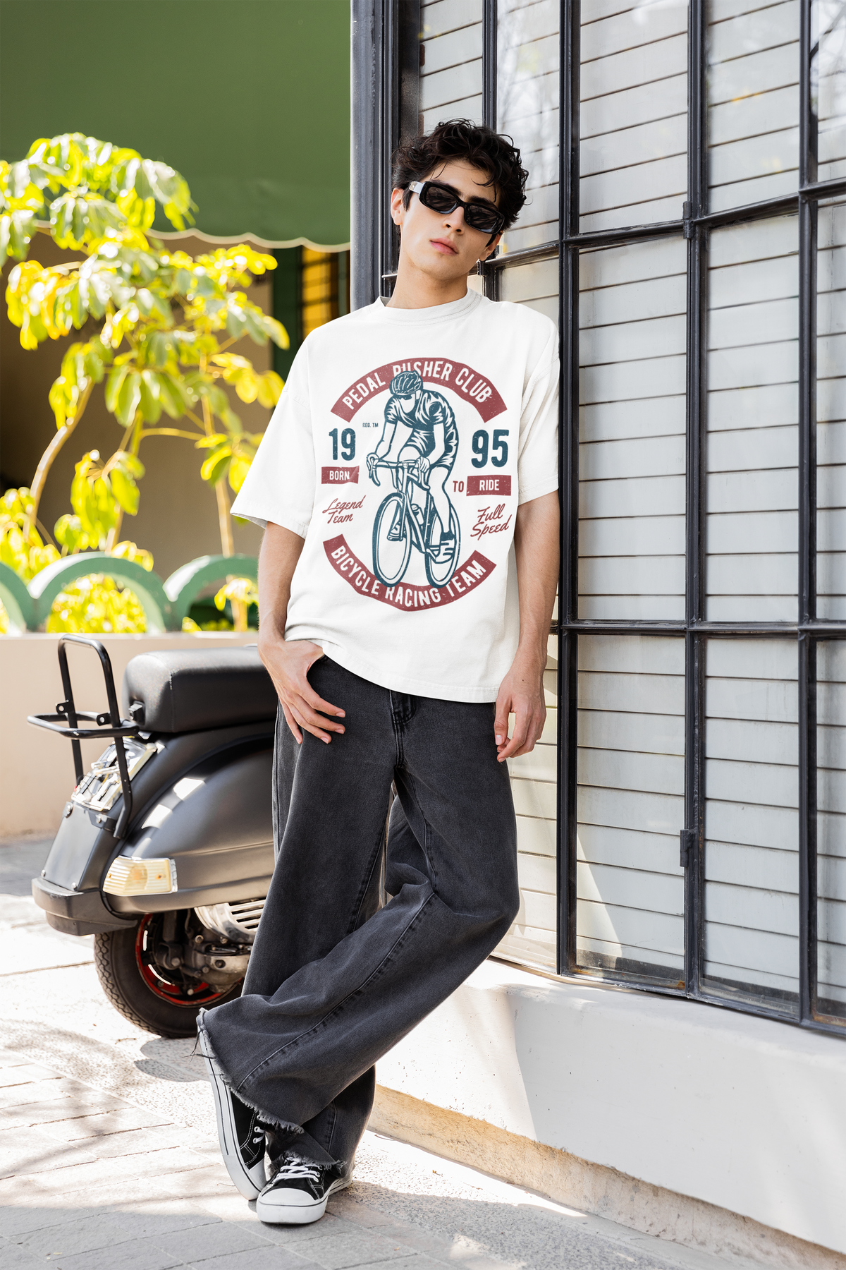 Pedal Pusher Club – Born to Ride Unisex Oversized T-Shirt ⭐